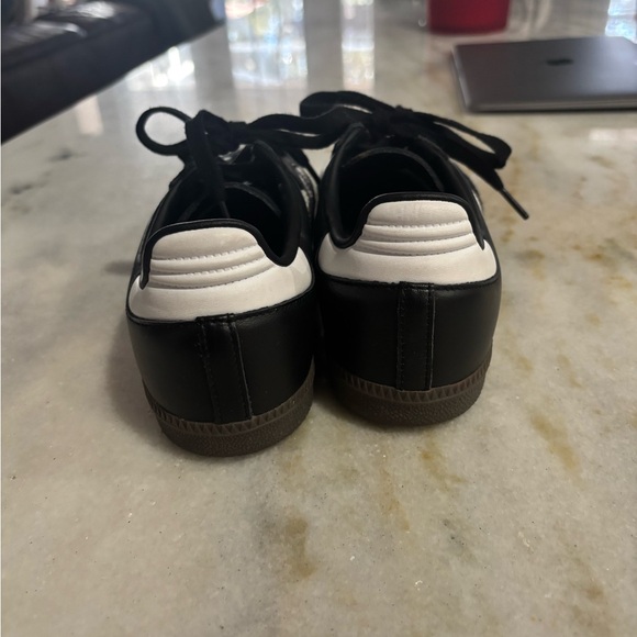 Adidas sambas size 6.5 men’s/ 8.5 women's - Picture 4 of 5